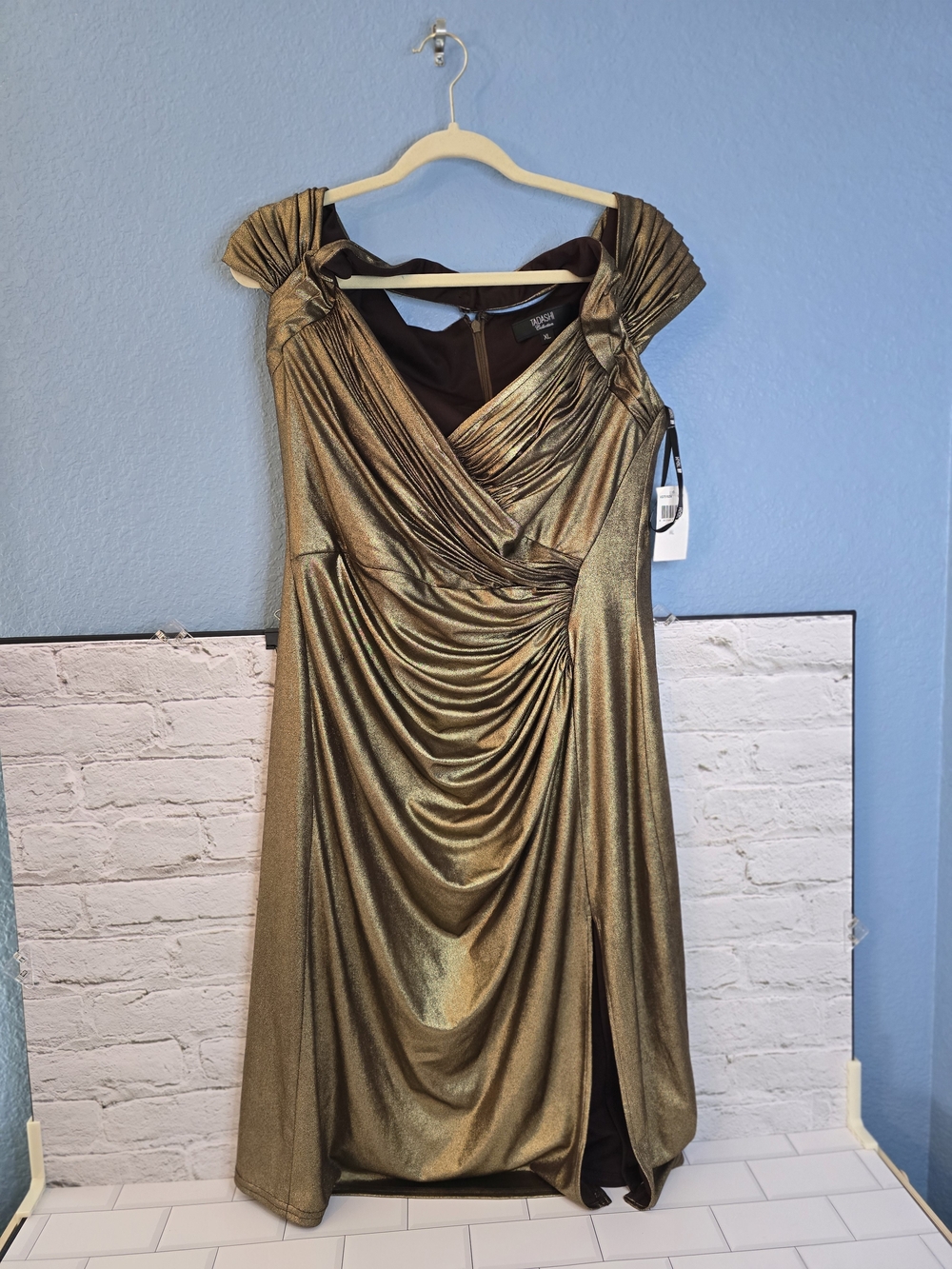 Tadashi Collection Metallic Gold Draped Midi Dress with Cap Sleeves Sz XL